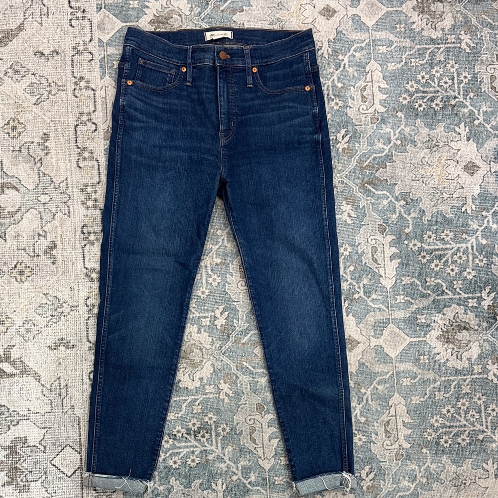 Excellent Condition.  Like new.  Madewell Dark Blue Skinny Jeans.  Size 31.